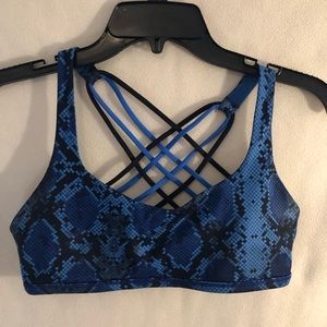 Lululemon “free to be wild” sportsbra